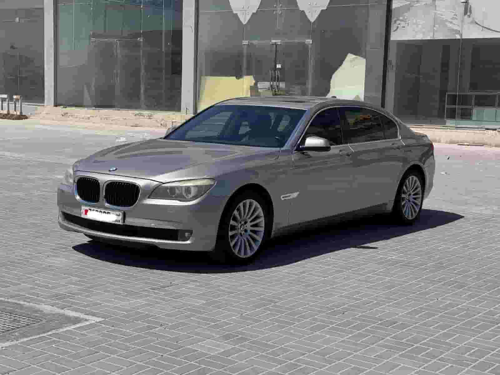 بي إم دبليو 750 LI موديل 2012